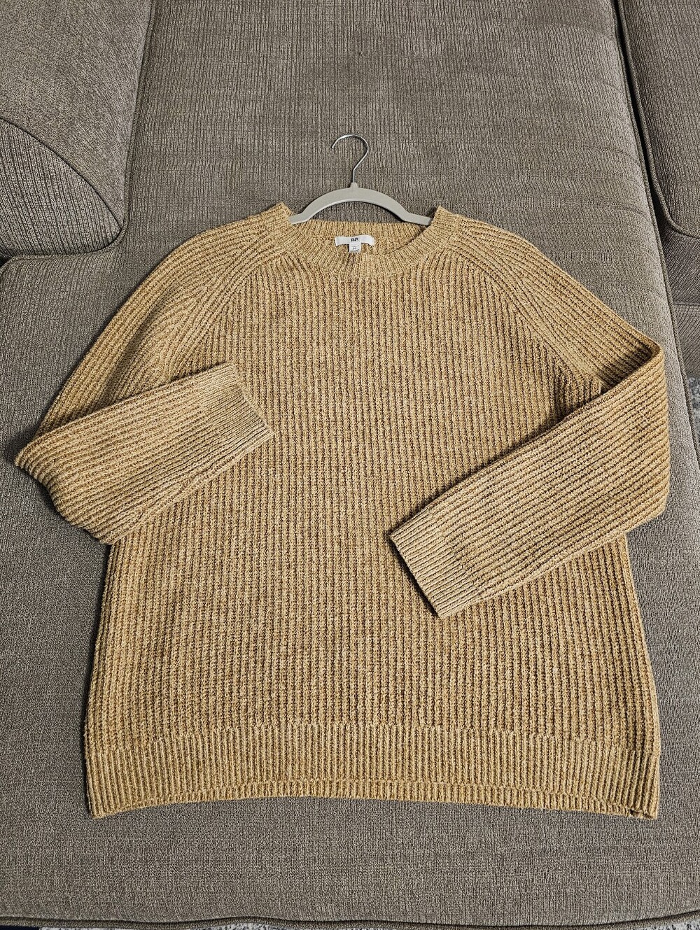 BP Tan Camel Cozy Casual Classic Ribbed Crewneck Sweater Size Medium